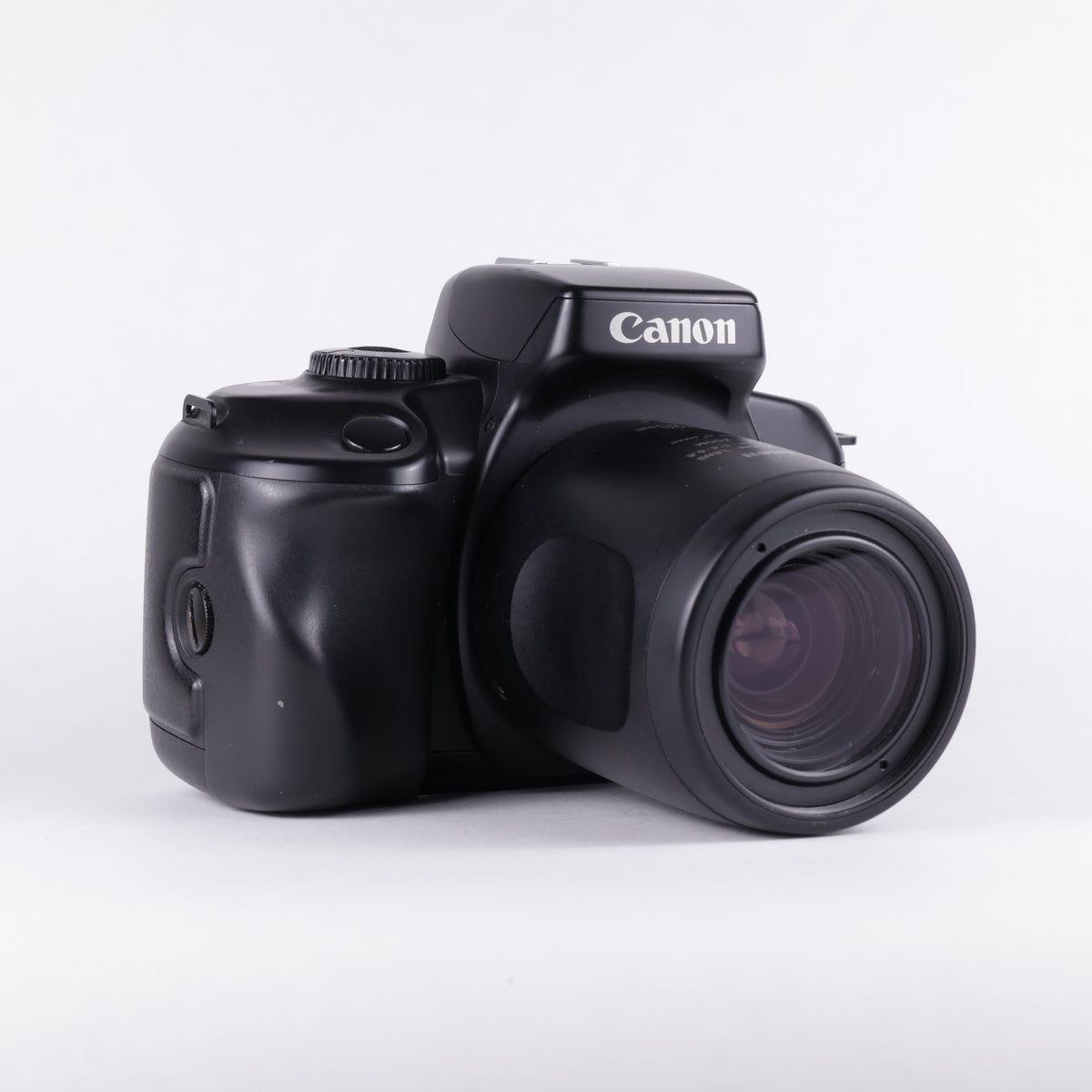 Canon EOS 700