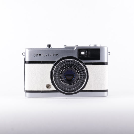 Olympus Trip 35 - White