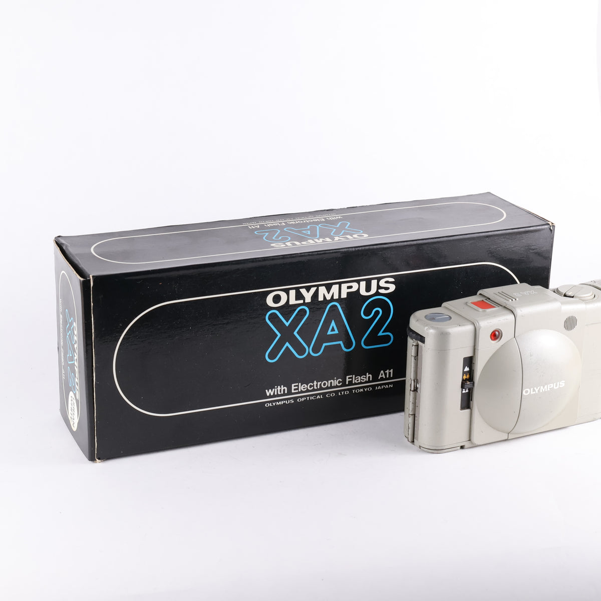Olympus XA2 - Urban White (Limited Edition)