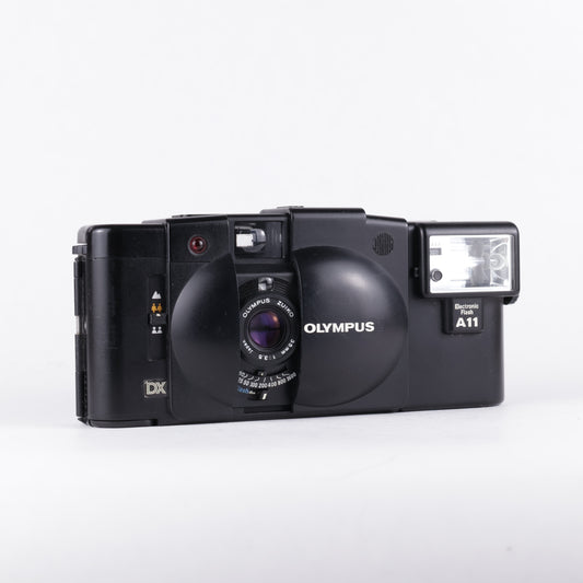 Olympus XA3 & A11 Flash