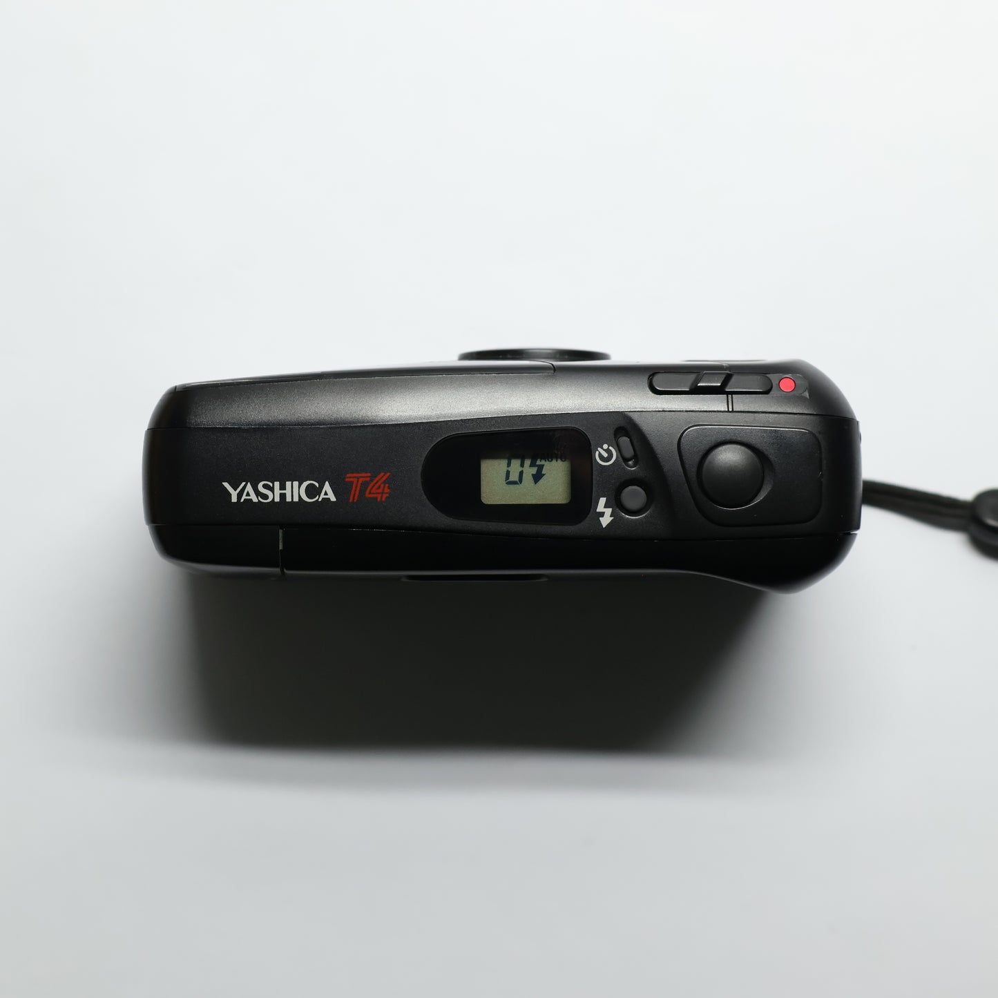 Yashica T4