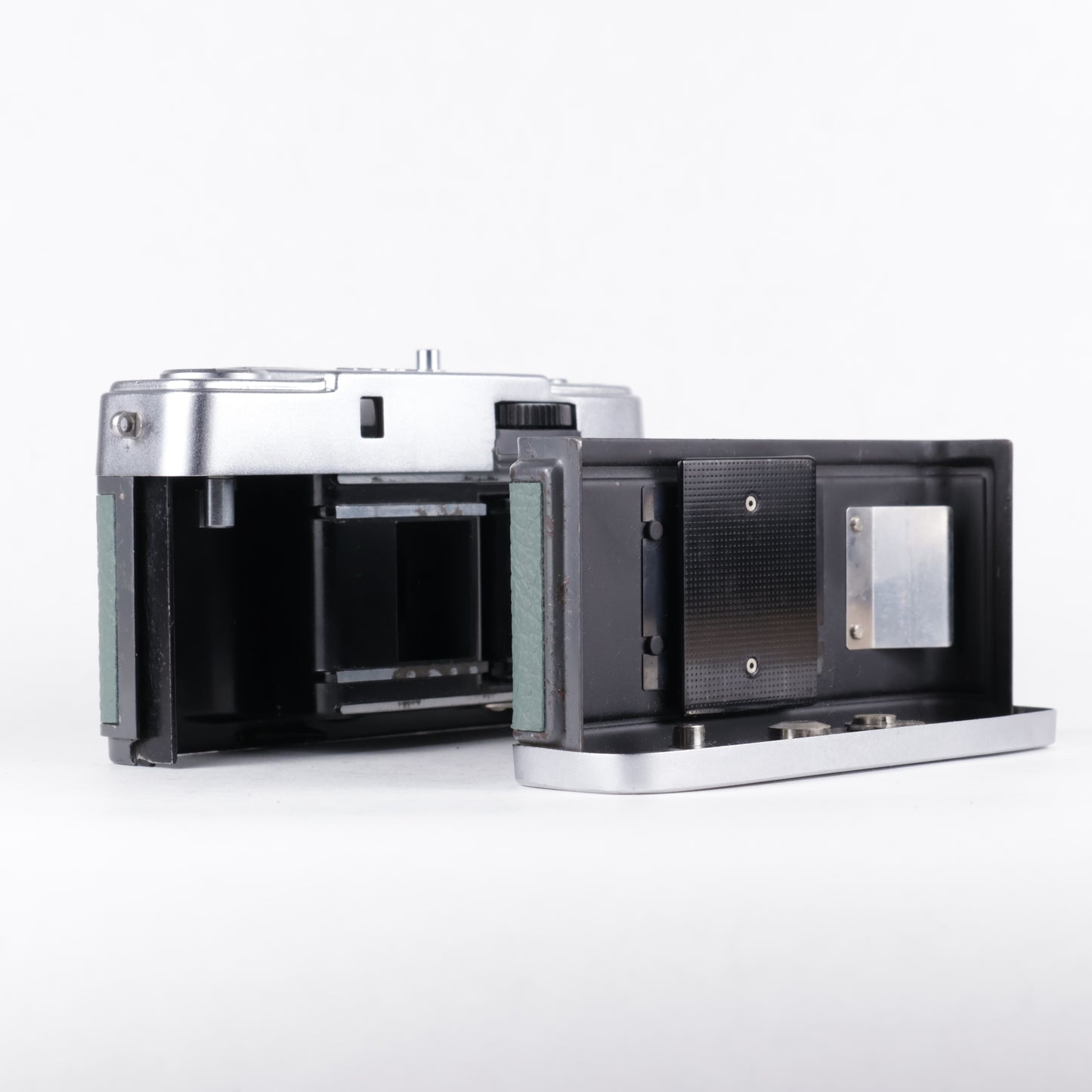 Olympus Pen EE - Sage Green