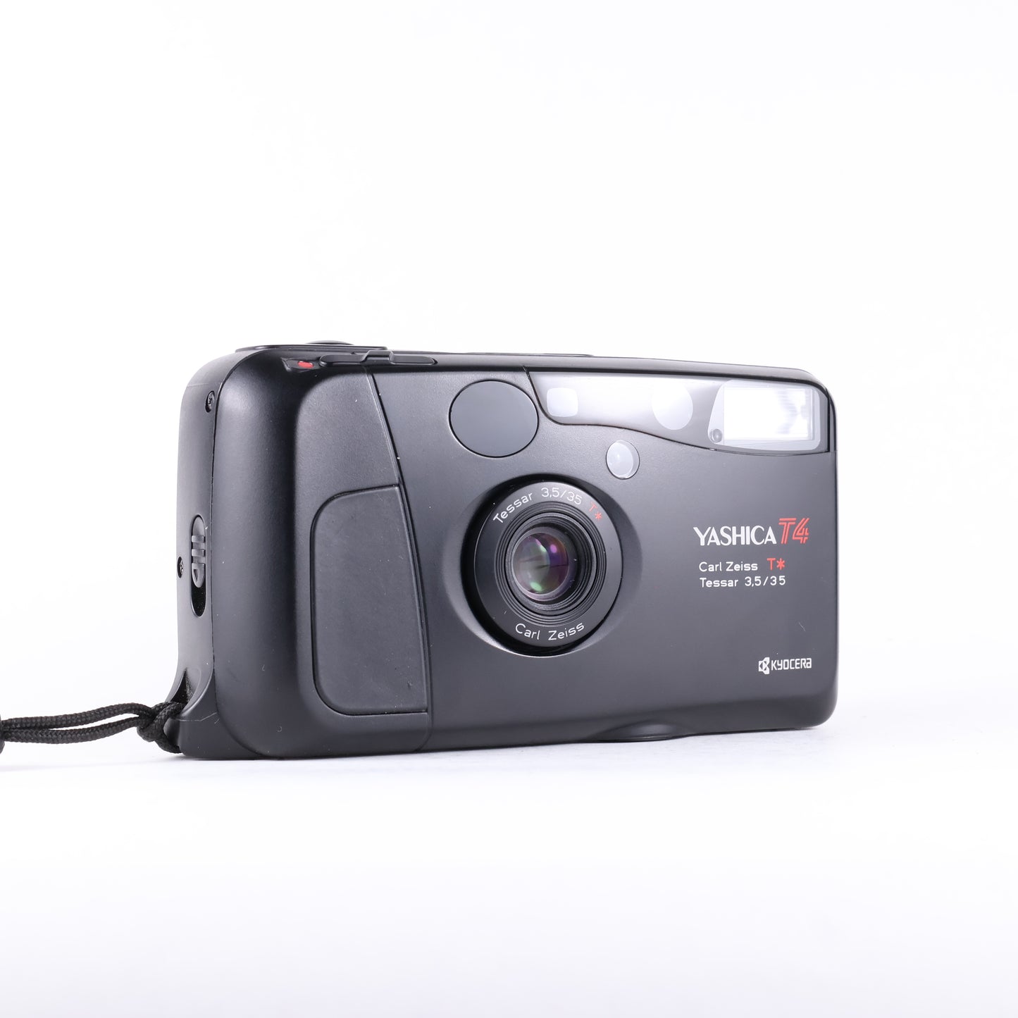 Yashica T4