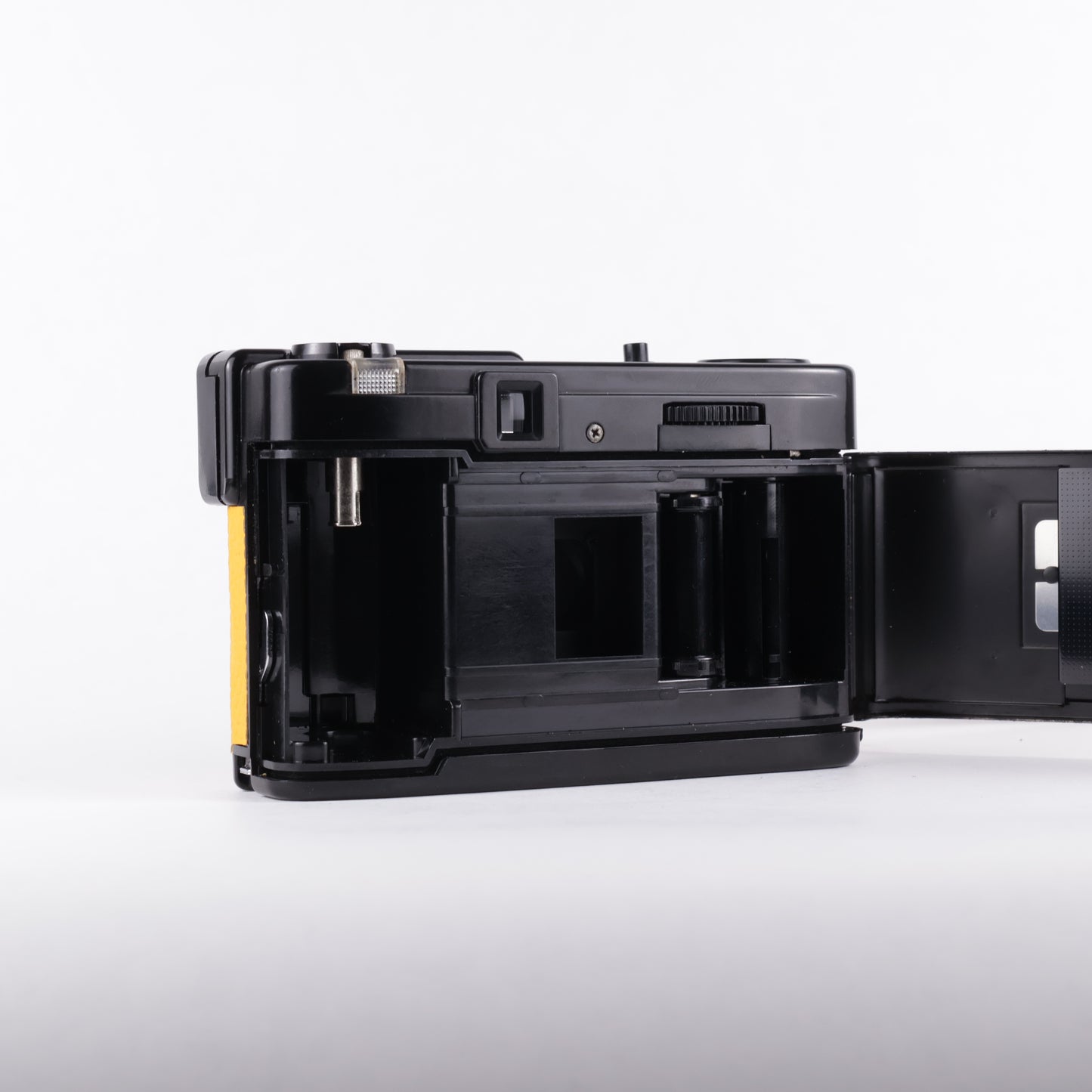 Olympus Pen EF - Sunset Yellow