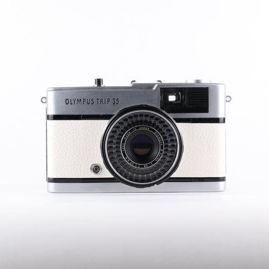Olympus Trip 35 - White