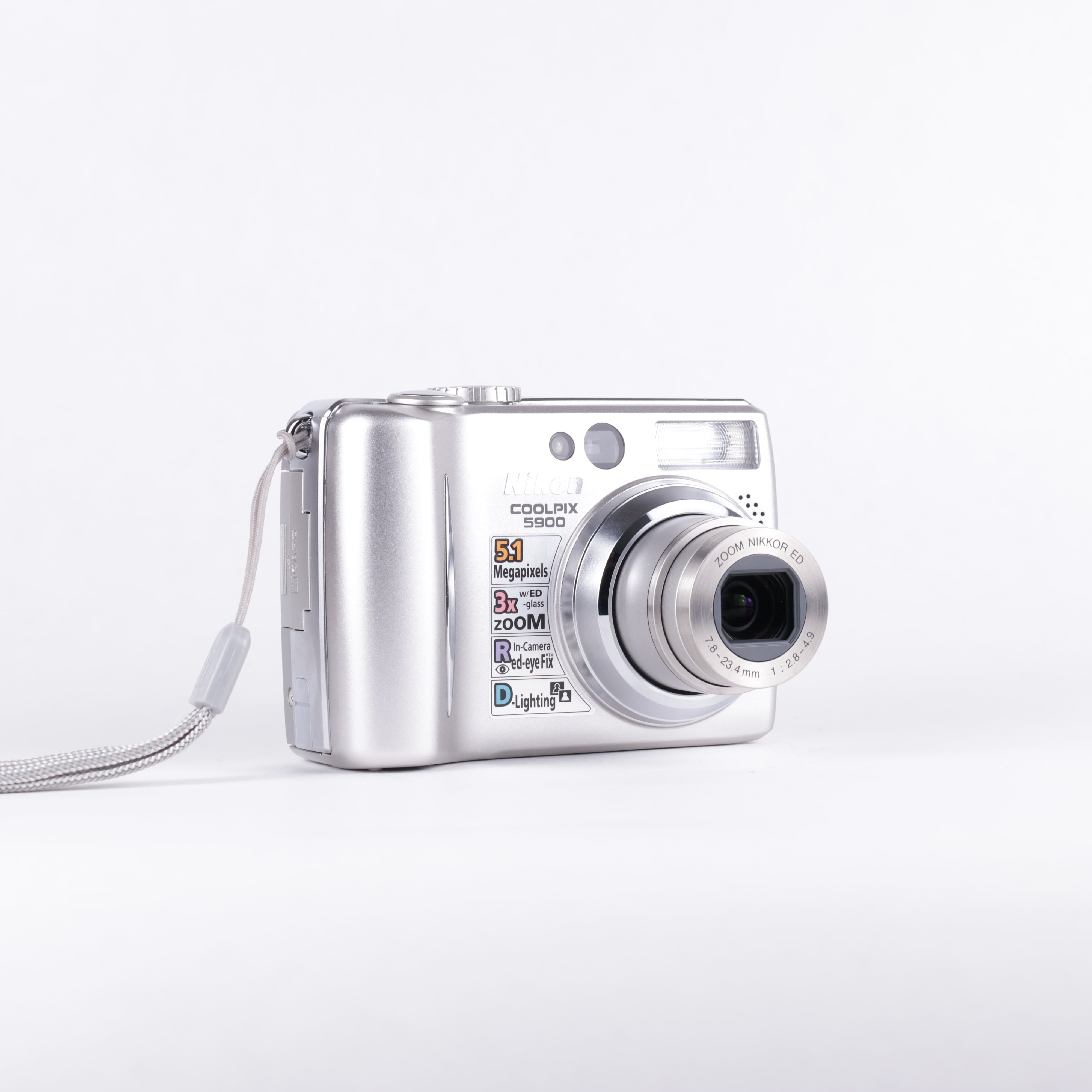 カメラ 動作確認済み ニコン COOLPIX 5900 オールドコンデジ デジカメ