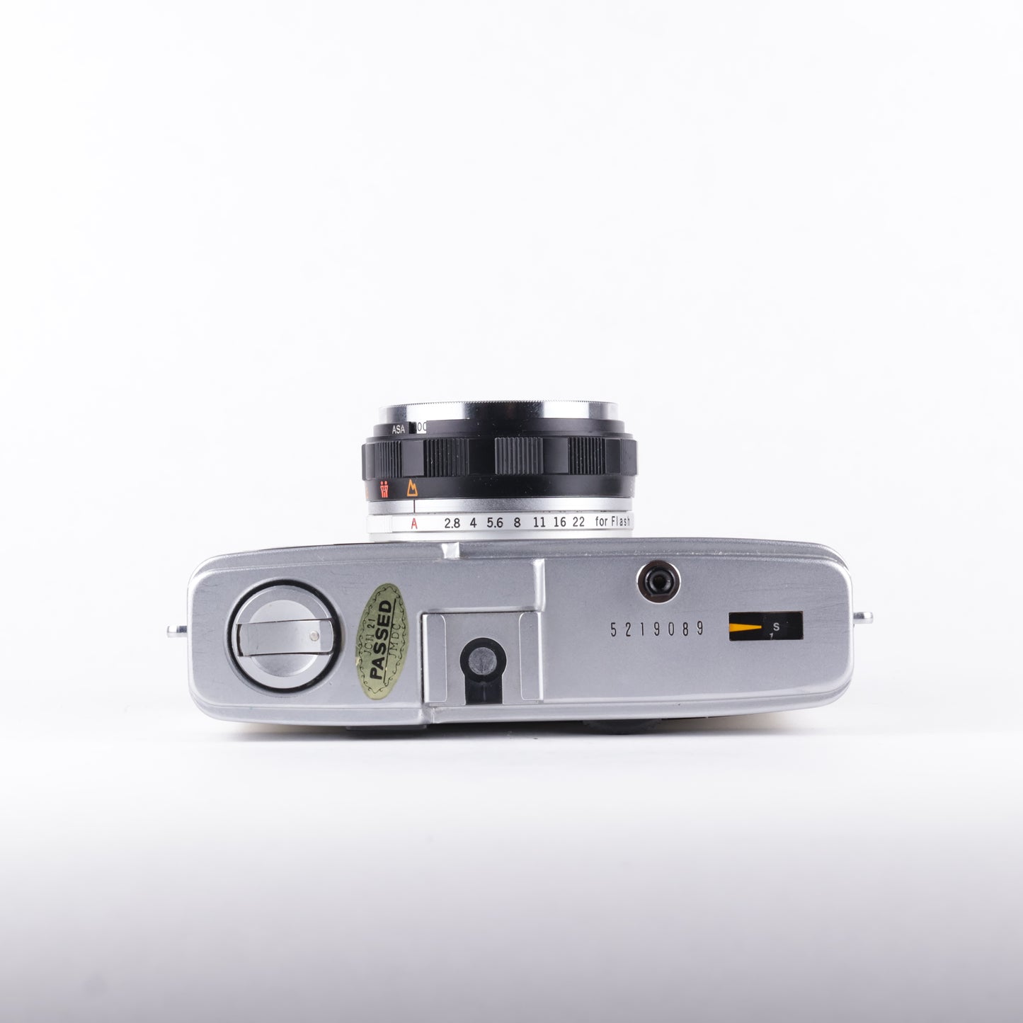 Olympus Trip 35 - White