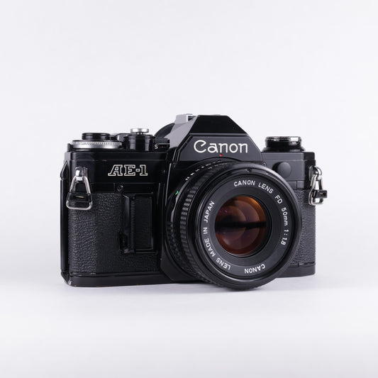 Canon AE-1 - Black