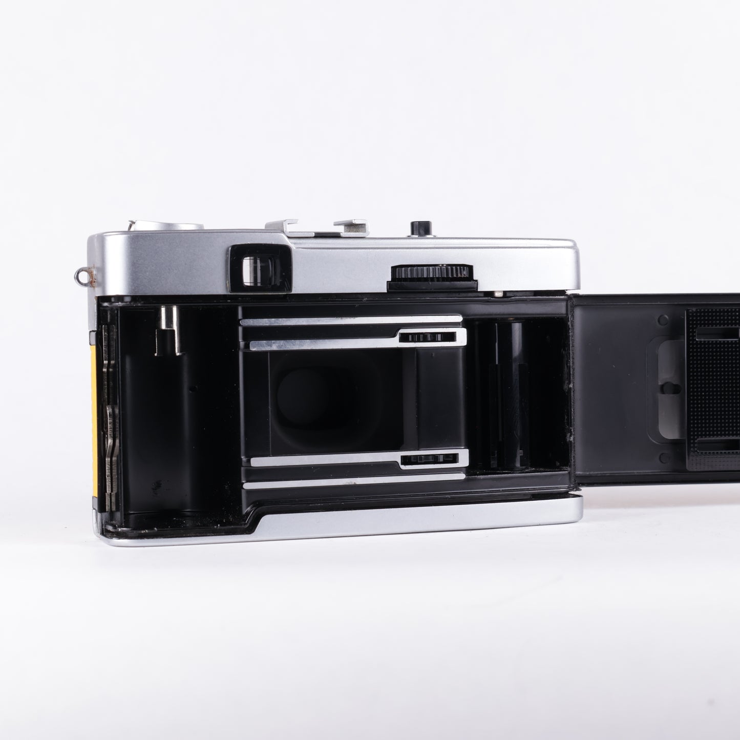 Olympus Trip 35 - Sunset Yellow