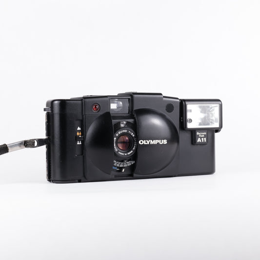 Olympus XA2 & A11 Flash