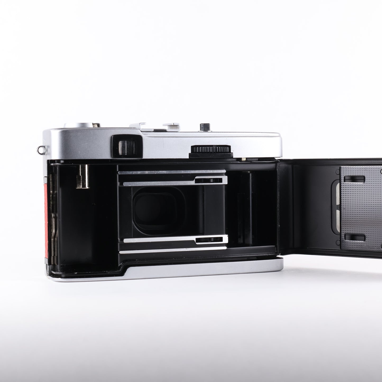 Olympus Trip 35 - Red