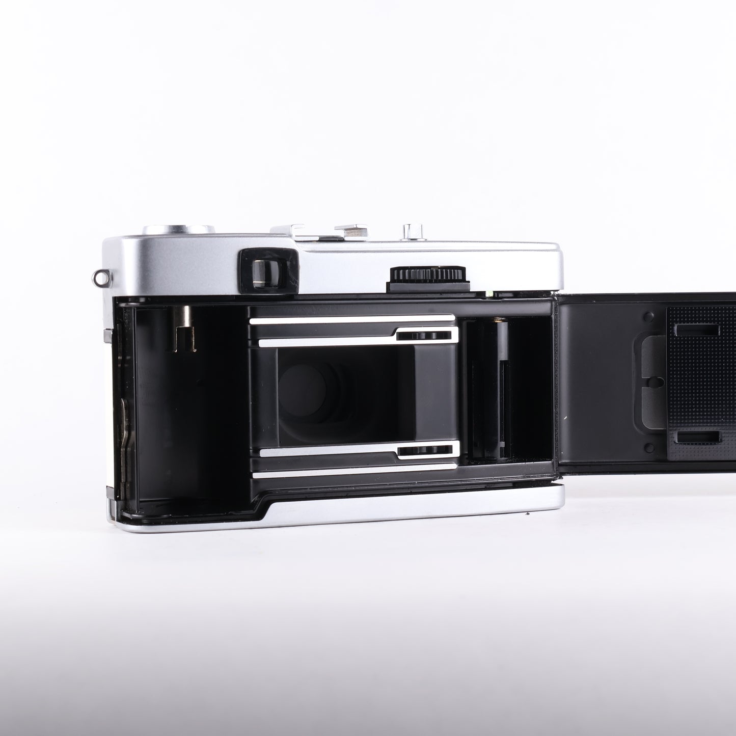 Olympus Trip 35 - White