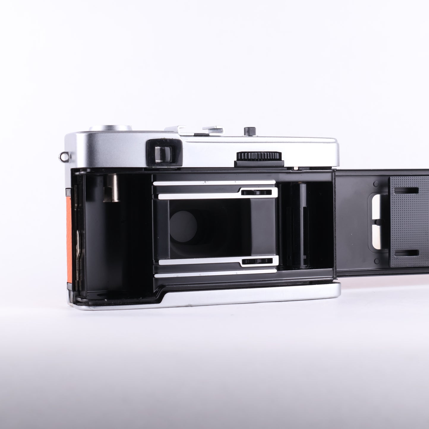 Olympus Trip 35 - Phoenix Orange