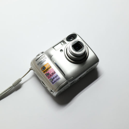 Nikon Coolpix 4600