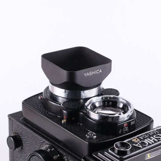 Yashica Lens Hood - Bayonet 1