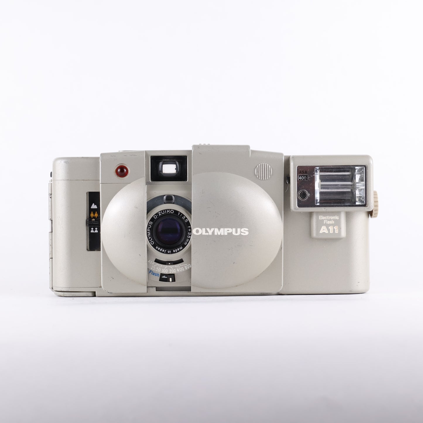 Olympus XA2 - Urban White (Limited Edition)