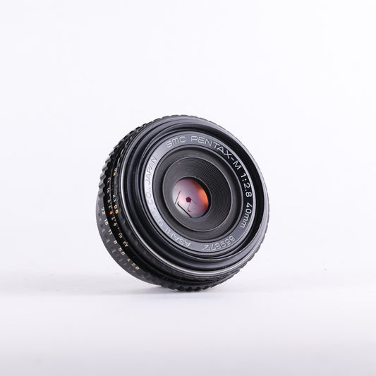 Pentax 40mm f/2.8 Pancake Lens