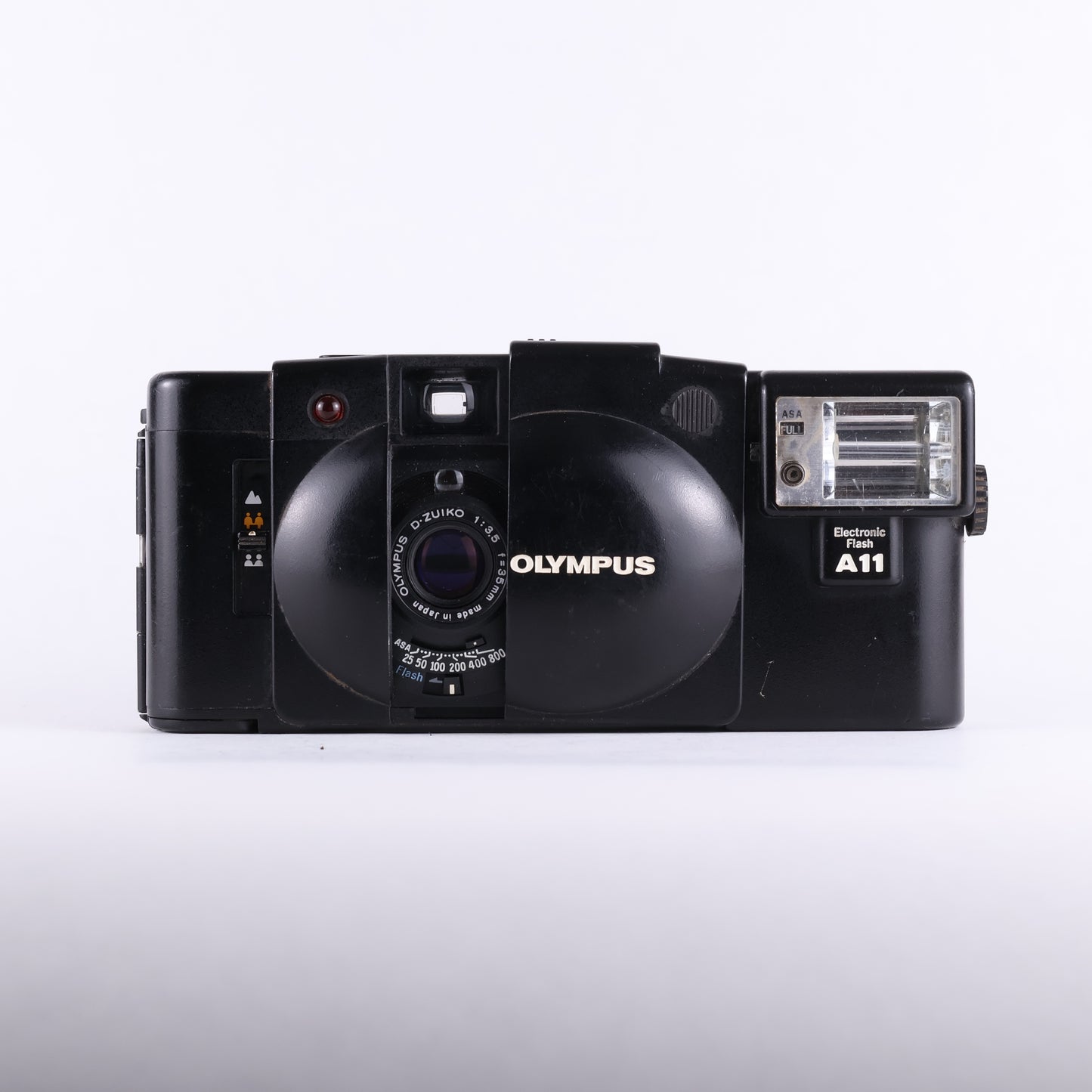 Olympus XA2 & A11 Flash