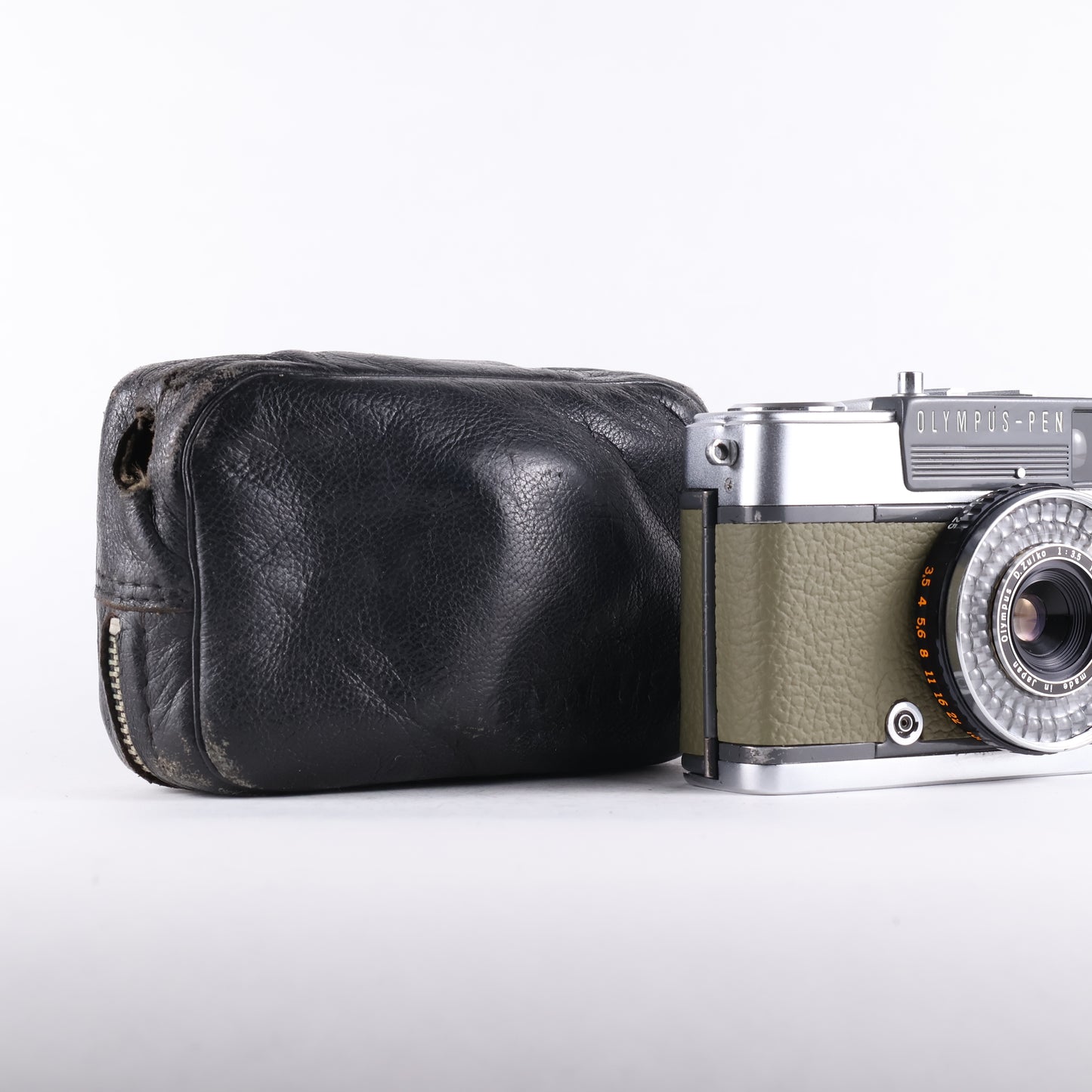 Original Olympus Pen EE Case
