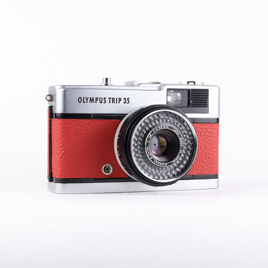 Olympus Trip 35 - Red