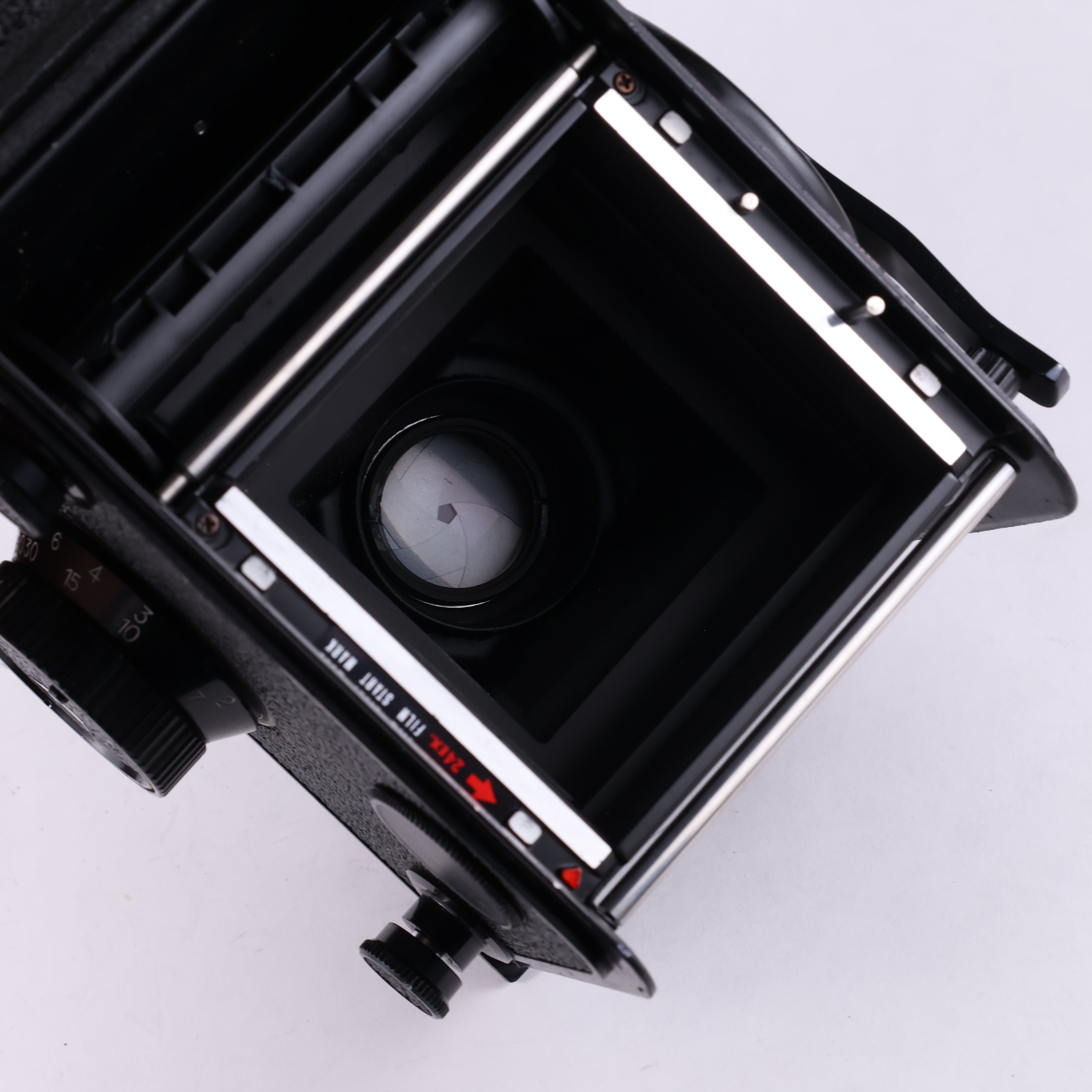 Yashica Mat 124G – JFR Film