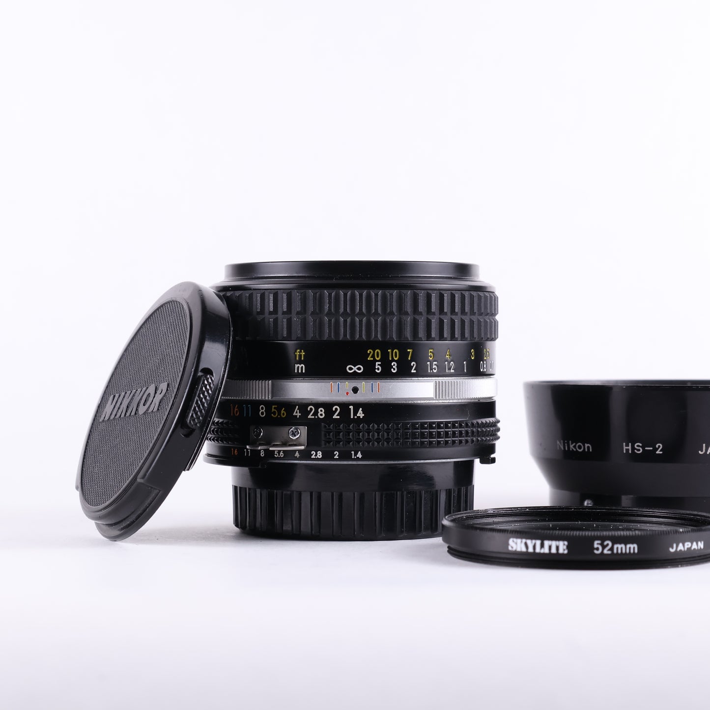 Nikon F 50mm f/1.4 AiS