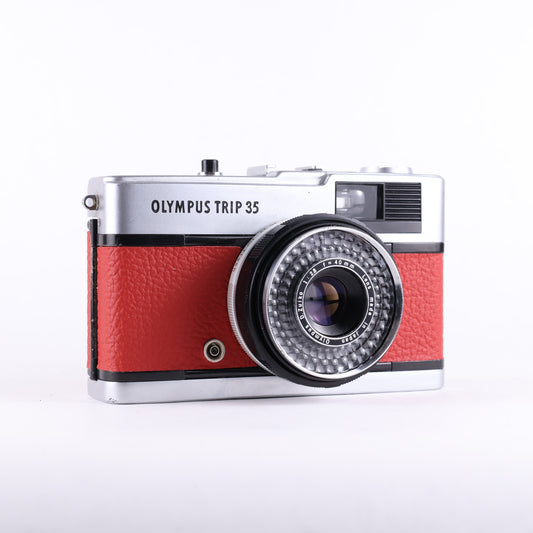 Olympus Trip 35 - Red